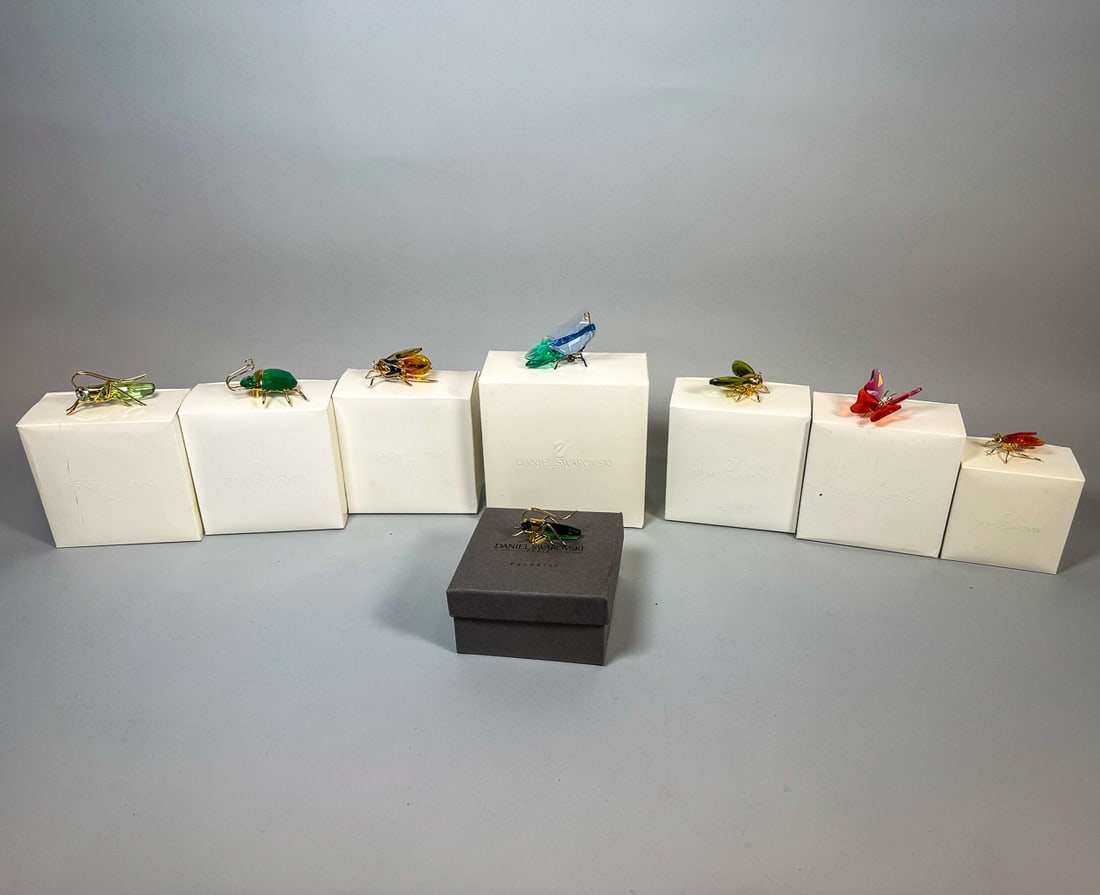 8 SWAROVSKI CRYSTAL FIGURES W/ BOXES, 2.5" X 2" (1 of 8)