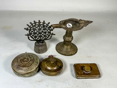 5 SOUTHEAST ASIAN/INDIAN BRONZE ANTIQUE OBJECTS, 6" AND SMALLER