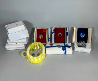 6 SWAROVSKI CRYSTAL MEMBER GIFTS, 3" AND SMALLER