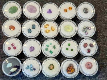 20 CONTAINERS OF VARIOUS GEMSTONES