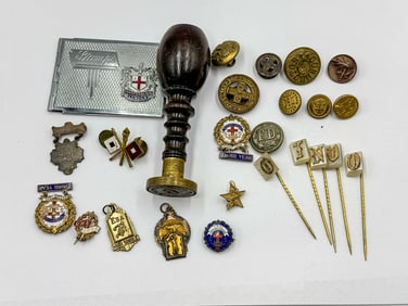 ANTIQUE BUTTON AND PIN LOT INCLUDES CONDUCTOR, FIREMAN