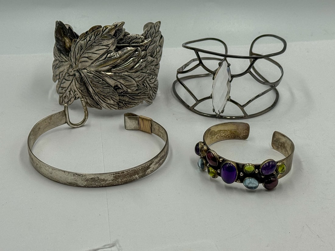 4 SILVER CUFF BRACELETS, 140 GRAMS: 4 SILVER CUFF BRACELETS, 140 GRAMS