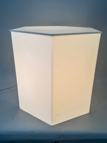 1960S LUCITE OCTAGONAL SIDE TABLE, 19" DIAMETER X 19" TALL