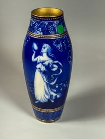 DAULTON BURSLEM 19TH CENTTURY MORISIAN VASE, 4.5" X 11.25"