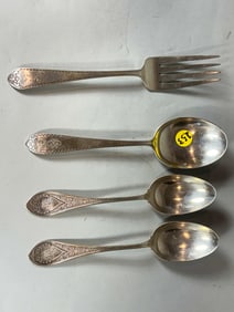 4 STERLING SILVER PIECES, 9.38 OZT