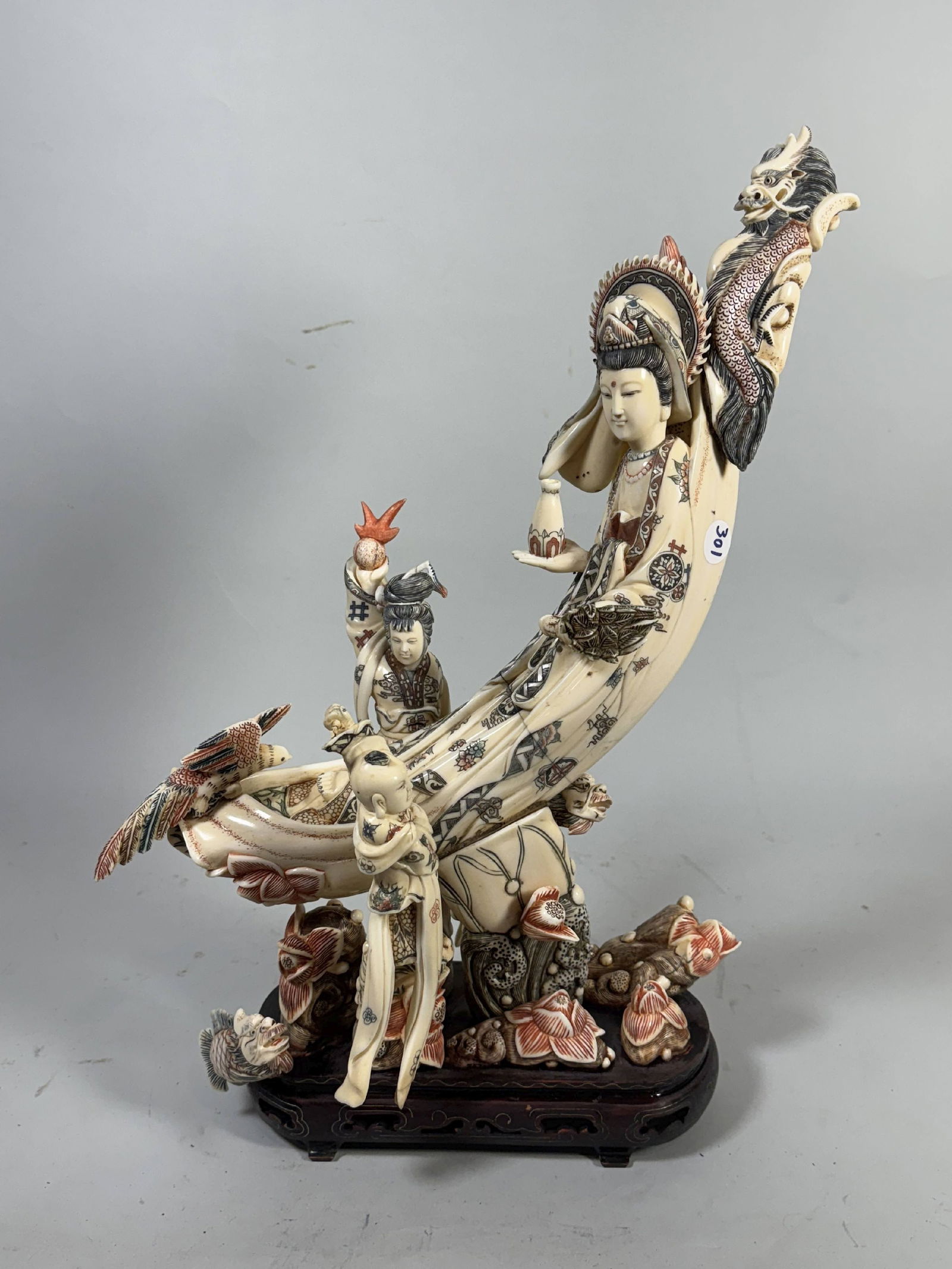 CHINESE CARVING OF A STAND, 18" X 11" X 7" (1 of 10)