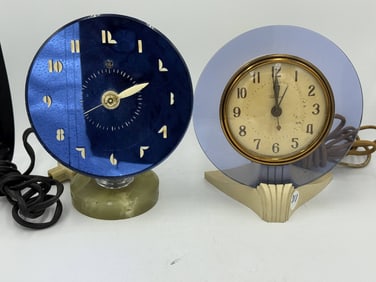 2 GENERAL ELECTRIC ART DECO CLOCKS, 7.5" AND 7"