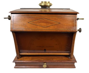 VERASCOPE RICHARD, 12" X 8" X 10"