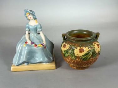 FULPER FIGURAL BOOKEND AND A ROSEVILLE VASE, 7" AND 4"
