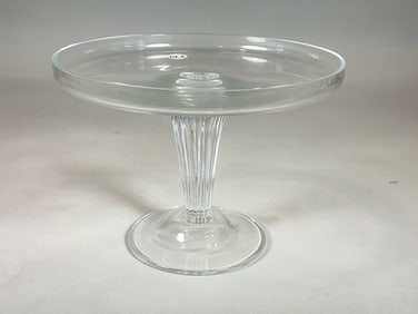 A WILLIAM YEOWARD FOOTED CAKE PLATE, 9" DIAMTER X 7" TALL