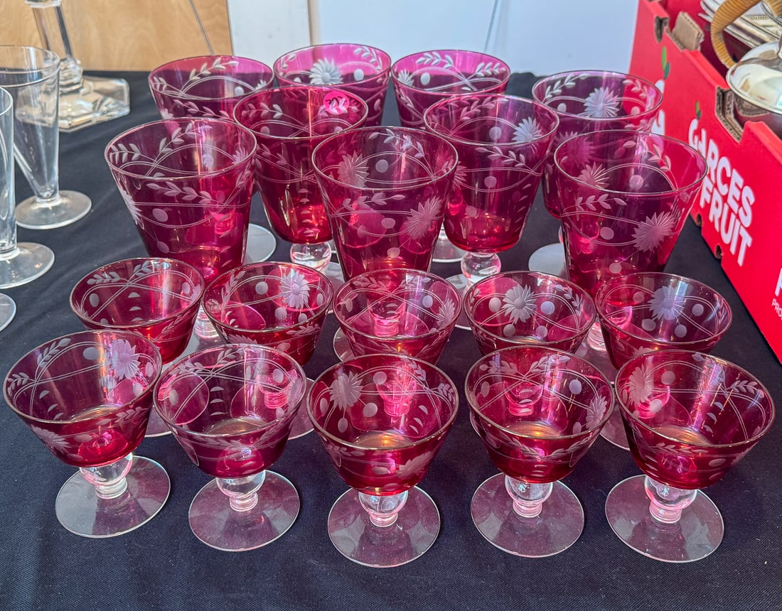 EIGHTEEN PIECES GLASTONBURY LOTUS BALL STEM GOBLETS AND PARFAITS, 6" X 3.5" GOBLETS AND 3.5" X 3": EIGHTEEN PIECES GLASTONBURY LOTUS BALL STEM GOBLETS AND PARFAITS, 6" X 3.5" GOBLETS AND 3.5" X 3" PARFAITS