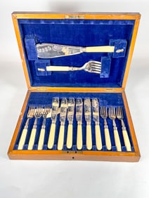 SHEFFIELD FISH SET 13.5" X 10" X 2.75" BOX