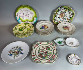 LOT OF PORCELAIN PLATES, INCLUDING ROYAL WORCESTER, HERON, ETC.