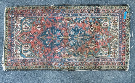 ANTIQUE PERSIAN AREA RUG