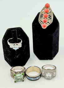 5 STERLING SILVER AND GEMSTONE RINGS