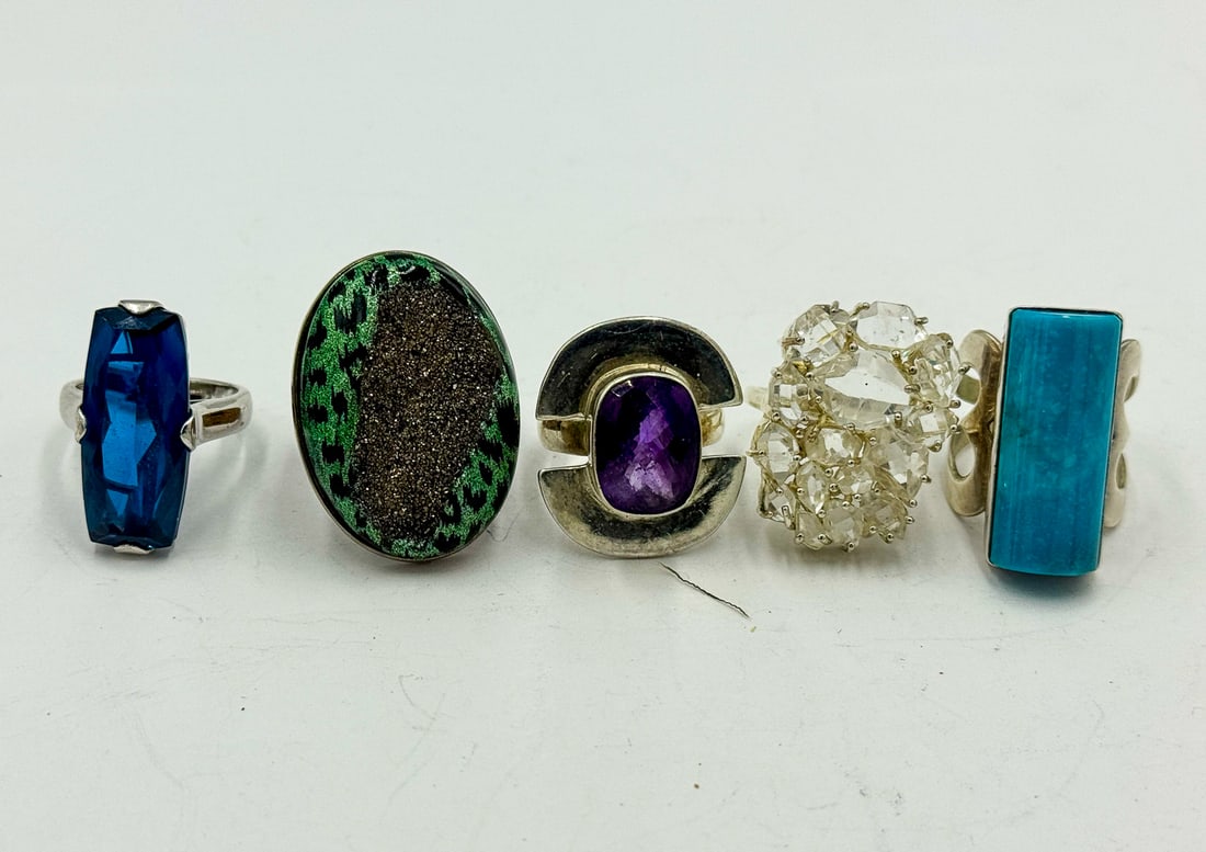 STERLING SILVER JEWELRY LOT: STERLING SILVER JEWELRY LOT