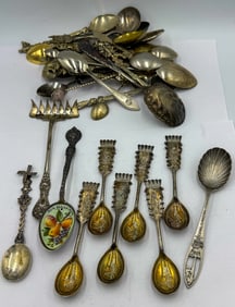 LOT OF STERLING SILVER COLLECTOR SPOONS