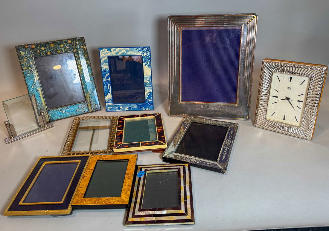 DESIGNER FRAME LOT: DESIGNER FRAME LOT