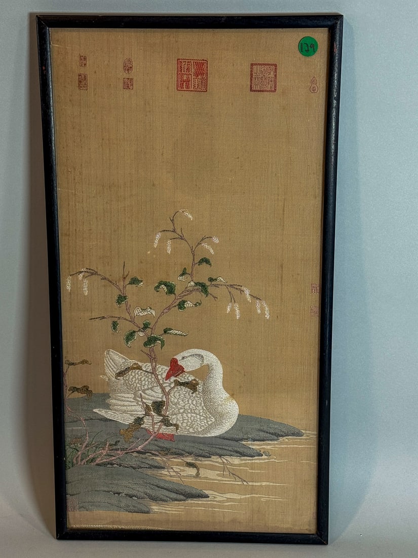FINE CHINESE EMBROIDERY OF A SWAN , LATE 19TH/EARLY 20TH CENTURY. 12" X 22.5" (1 of 9)