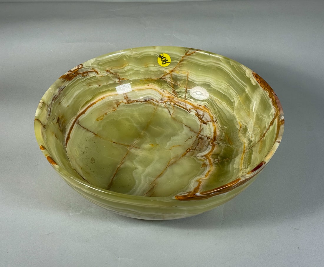 LARGE GREEN ONYX CENTER BOWL, 12" X 4": LARGE GREEN ONYX CENTER BOWL, 12" X 4"