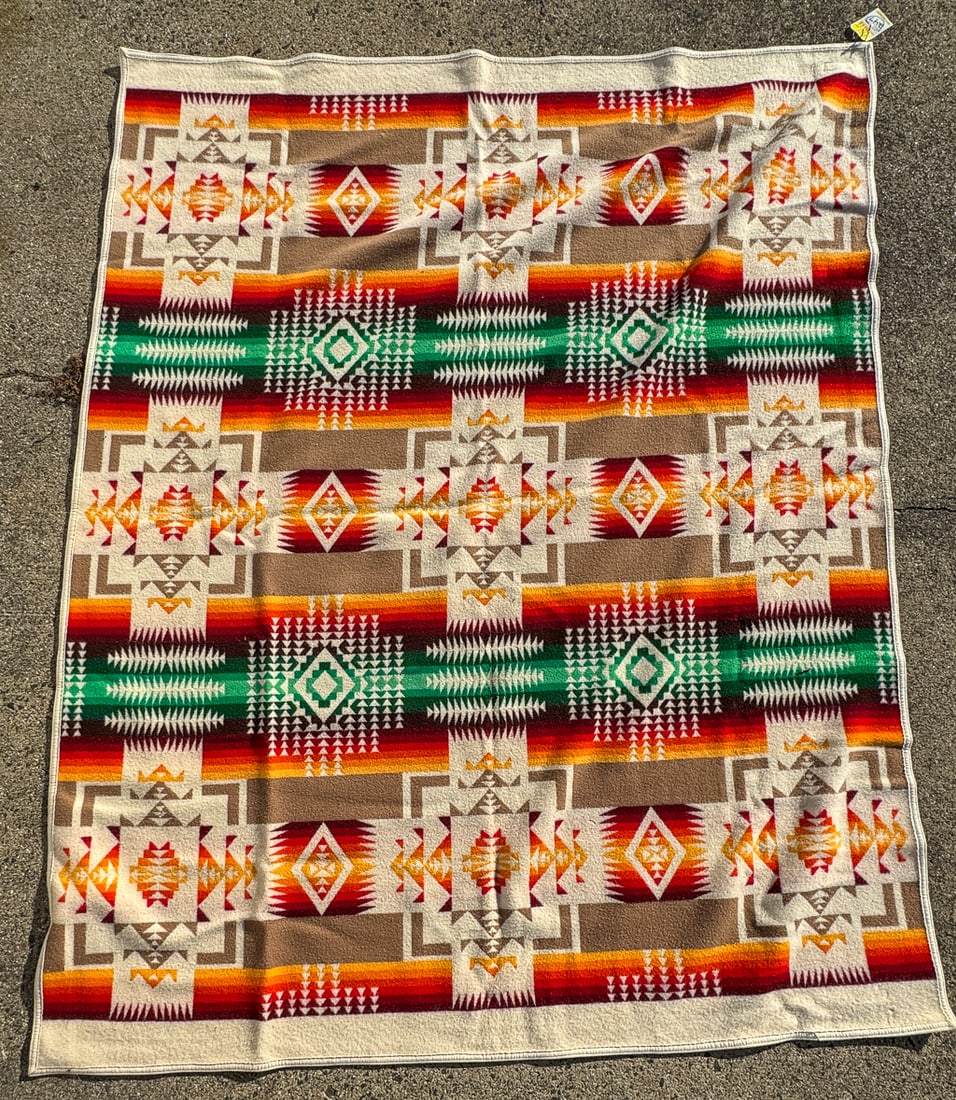 VINTAGE PENDLETON BEAVER STATE BLANKET, 61" X 78" (1 of 5)