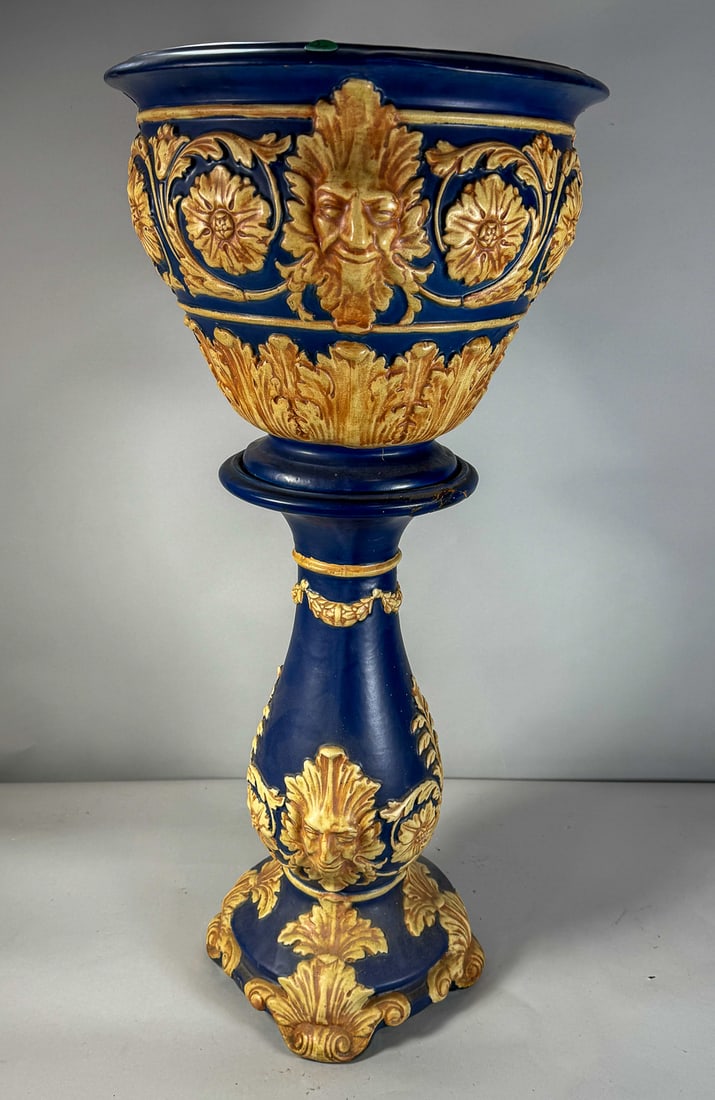 A WELLER POTTERY JARDINIERE AND PEDESTAL, 15" D X 32" T: A WELLER POTTERY JARDINIERE AND PEDESTAL, 15" D X 32" T