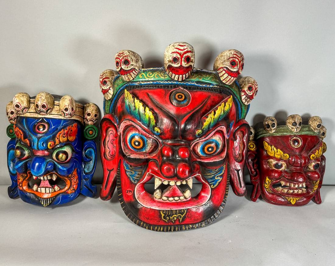 3 LARGE CARVED AND PAINTED WOOD MASKS, 20" X 20" X 10", 14" X 10" X 7" AND 10" X 10" X 4.5" (1 of 6)