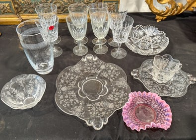 LOT OF VINTAGE LISNORE WATERS, VERA WANG VASE, ETC. 13" AND SMALLER
