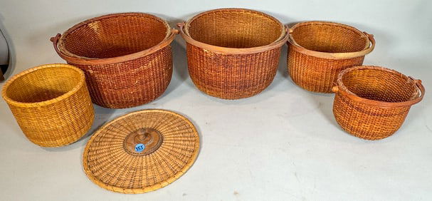 5 NANTUCKET BASKETS WITH PENNY BOTTOMS, 12" DIAMETER X 7" TALL AND SMALLER