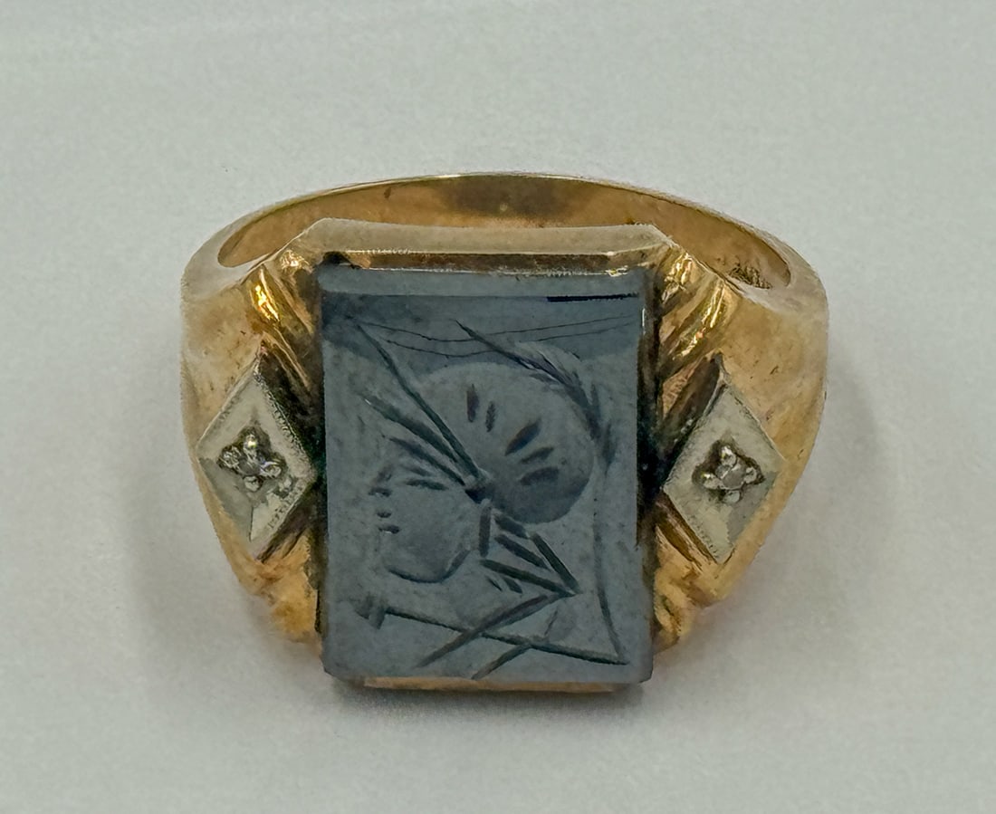 10K GOLD RING W/ CARVED STONE FLANKED W/ SMALL DIAMONDS, 7.8 GRAMS (1 of 3)