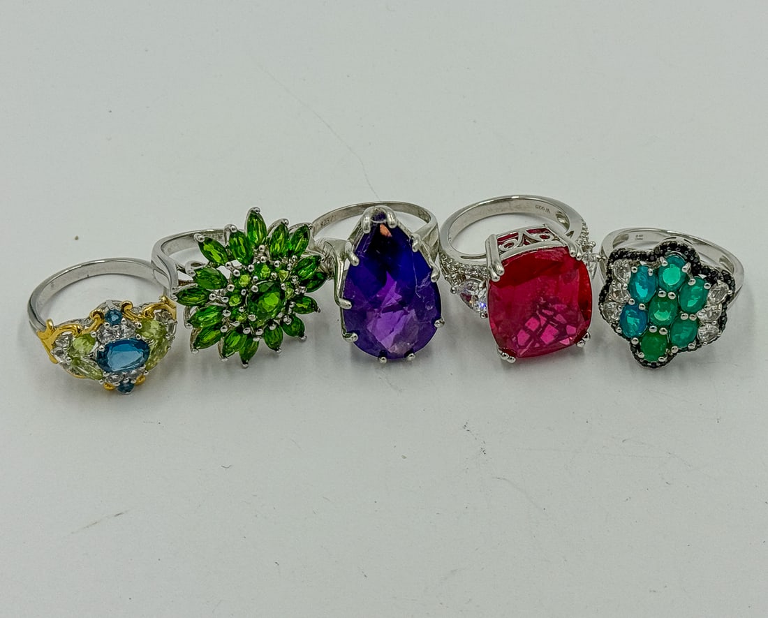 5 STERLING SILVER AND GEMSTONE RINGS (1 of 5)