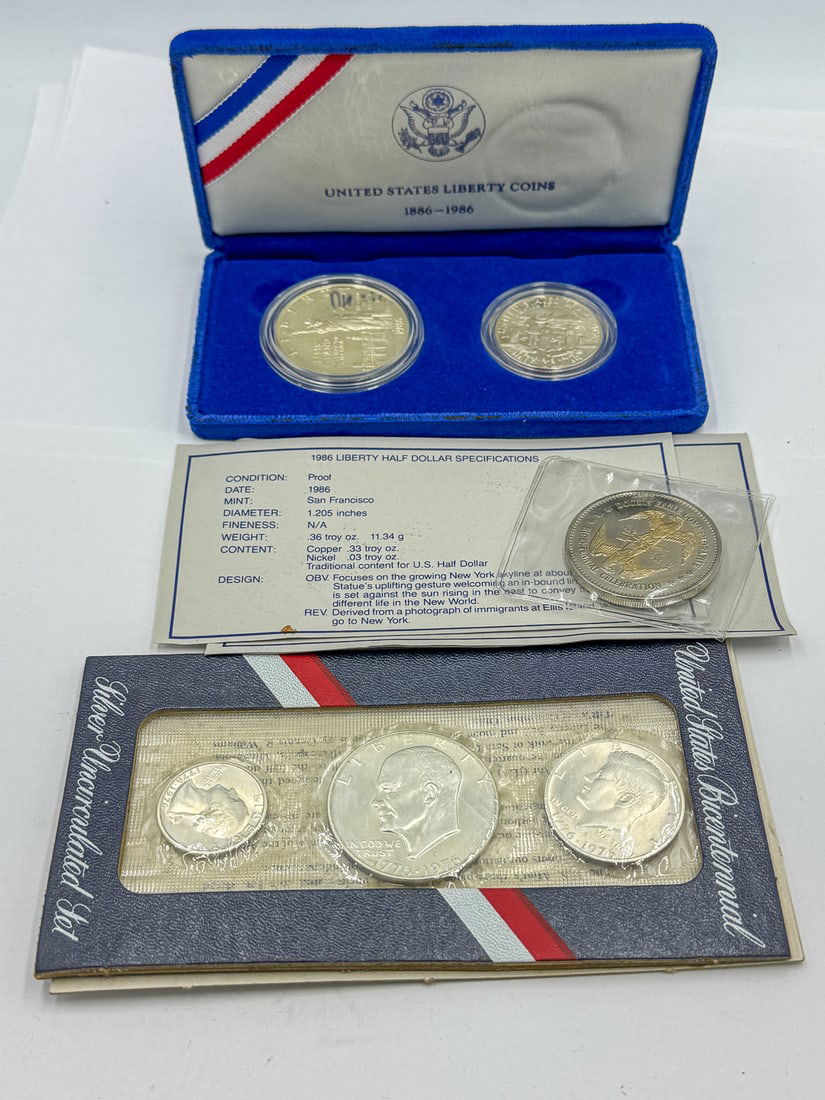2 MINT COIN SETS (1 of 6)