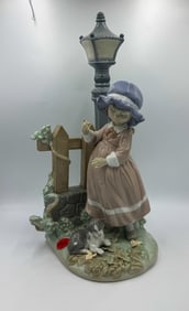 LLADRO GIRL WITH CAT, 13" X 6" X 5"
