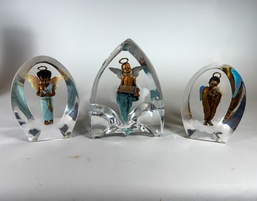 3 THOMAS BLACKSHEAR LUCITE SCULPTURES, 8.5" X 6" X 4.5" AND SMALLER