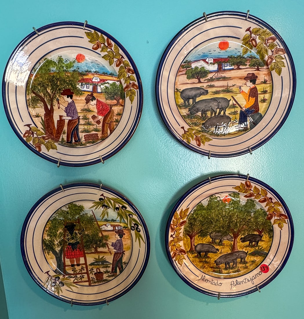 4 HAND PAINTED PORTUGUES PLATES, 10.75" D (1 of 6)