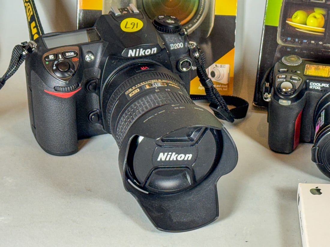 NIKON D200 - 2