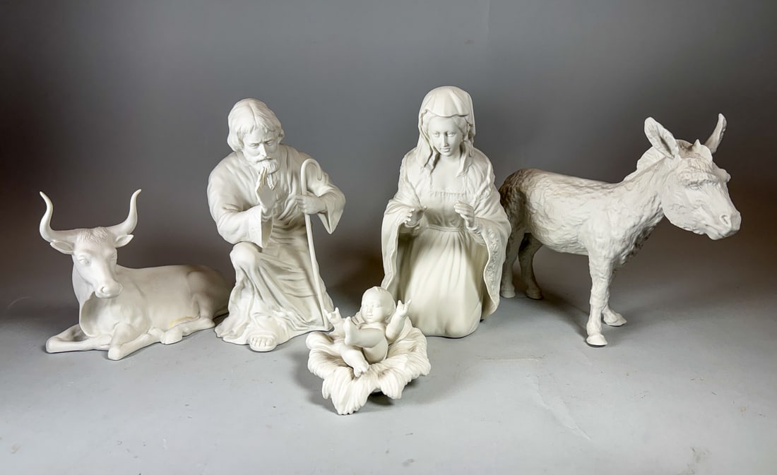 BOEHM LARGE NATIVITY, 7" AND SMALLER (1 of 8)