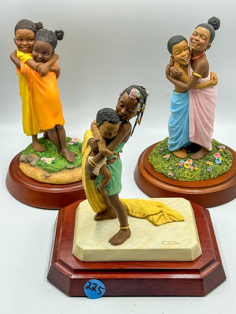 3 THOMAS BLACKSHEAR FIGURALS GROUPS, CHILDREN HUGGING. 13" X 8" X 12" AND SMALLER (1 of 7)