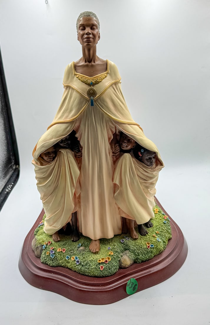 THOMAS BLACKSHEAR FIGURAL GROUPING OF A MOTHER W/ CHILDREN, 13" X 9" X 13" (1 of 7)