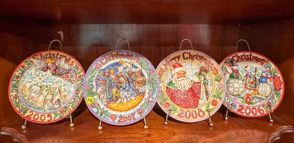 4 JIM SHORE CHRISTMAS PLATES, 8" DIAMETER