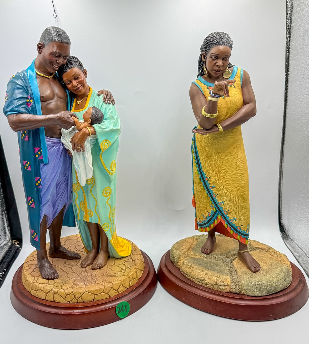 2 THOMAS BLACKSHEAR FIGURES, 13" AND SMALLER: 2 THOMAS BLACKSHEAR FIGURES, 13" AND SMALLER