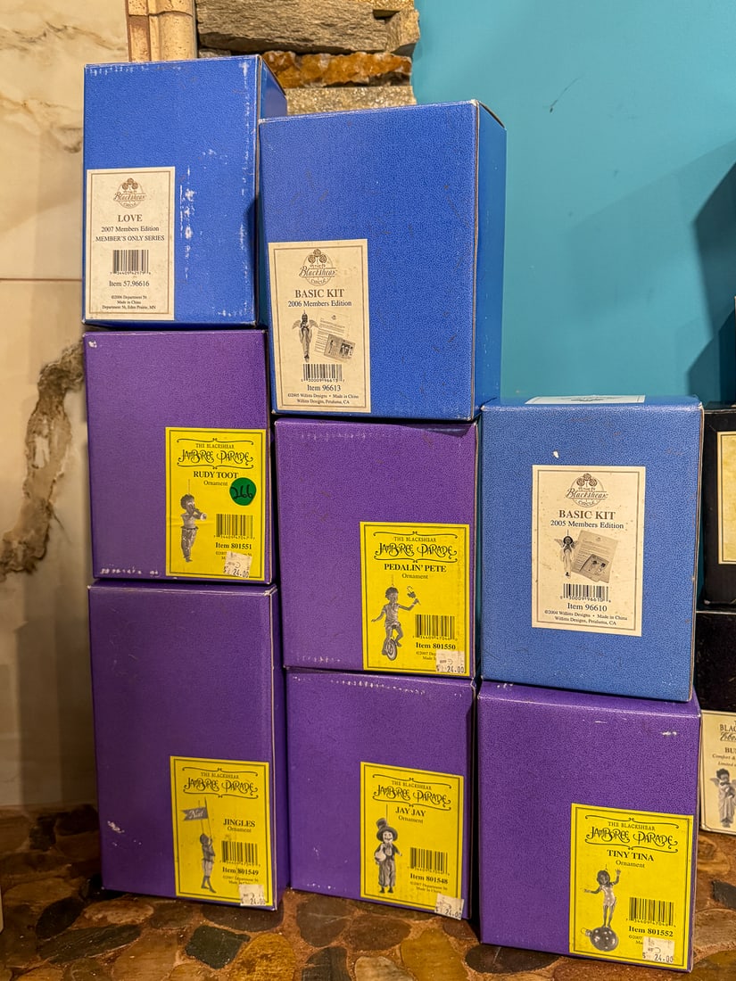 8 THOMAS BLACKSHEAR JAMBOREE PARADE ORNAMENTS IN BOXES, 6" AND SMALLER: 8 THOMAS BLACKSHEAR JAMBOREE PARADE ORNAMENTS IN BOXES, 6" AND SMALLER