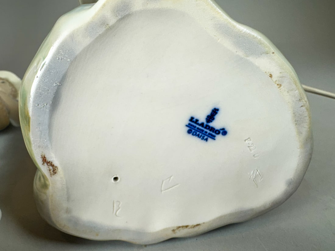 2 LLADROS, 9.5" EACH - 5