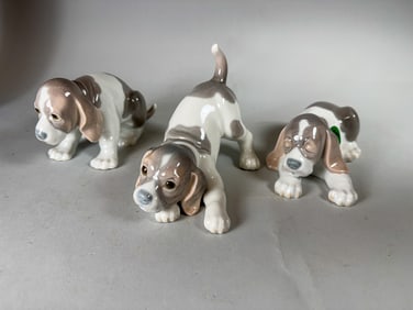 3 LLADRO DOGS, 8"