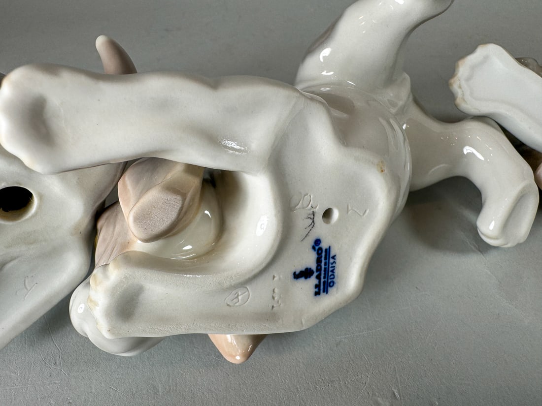 3 LLADRO DOGS, 8" - 6