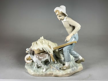 LARGE LLADRO FARMBOY, 9"