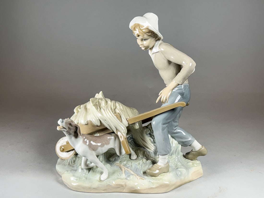 LARGE LLADRO FARMBOY, 9" - 2