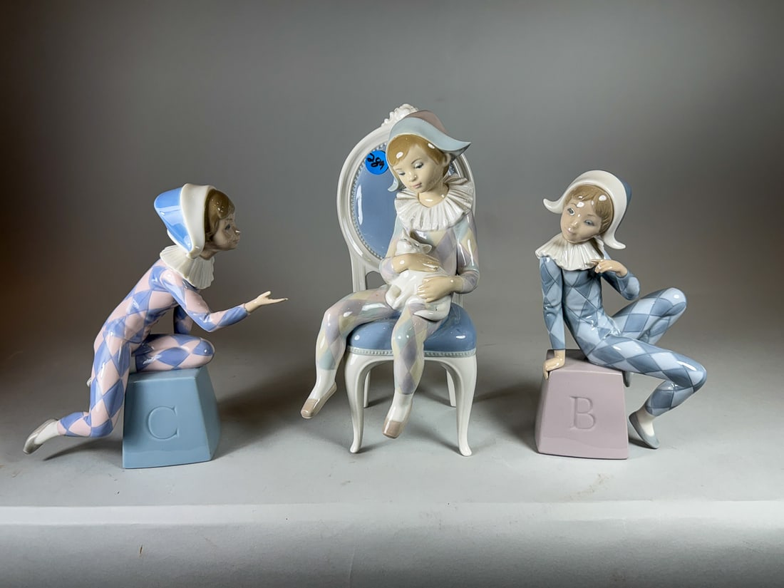 3 LLADROS, 11" AND SMALLER: 3 LLADROS, 11" AND SMALLER