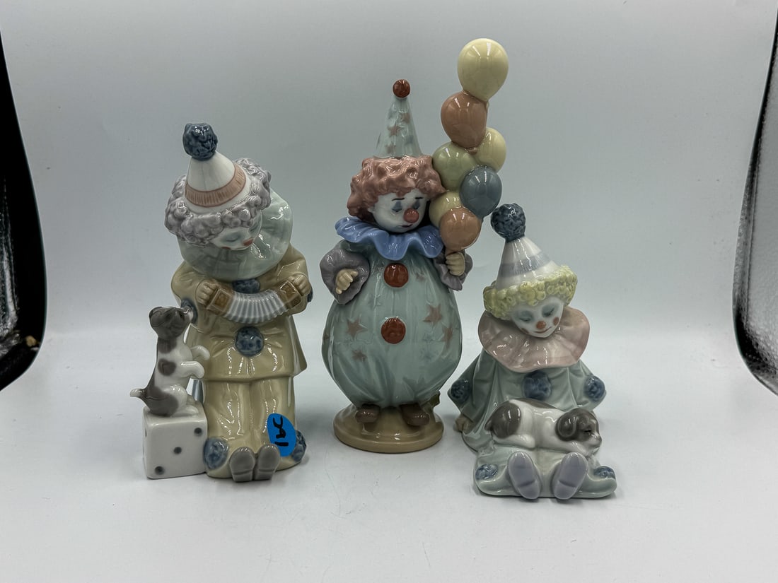 3 LLADRO CLOWNS, 7.5" AND SMALLER (1 of 7)