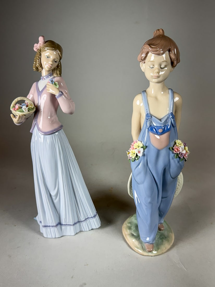 2 LLADROS, 10.5" AND 10" (1 of 3)